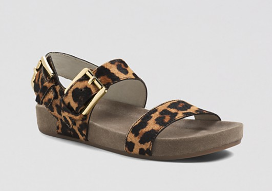 The latest trend: Flatbed Sandals